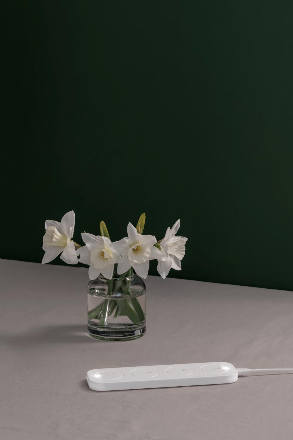 Uyuni Telys Ladeplate liten USB-C Uyuni Telys Ladeplate liten USB-C