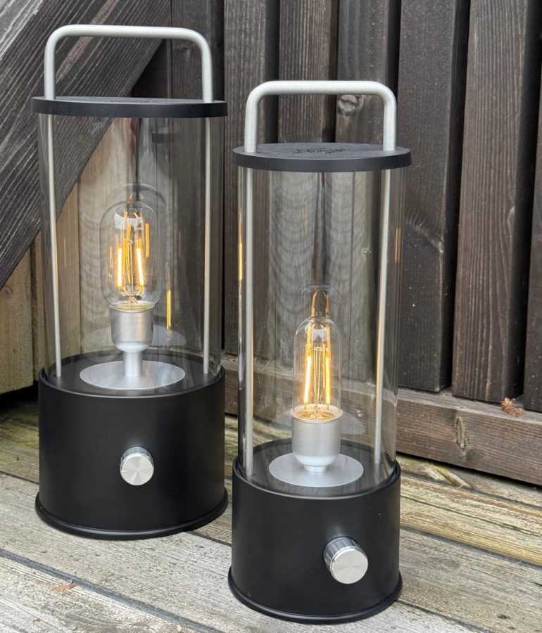 Hadeland Norgesglass Ledlampe sort 36cm oppladbar