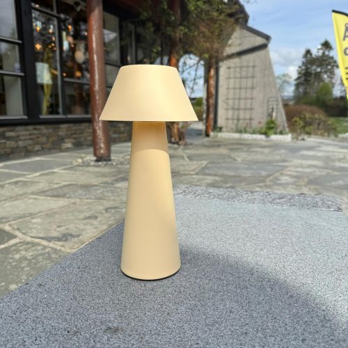 MS Max Peach Oppladbar bordlampe IP44